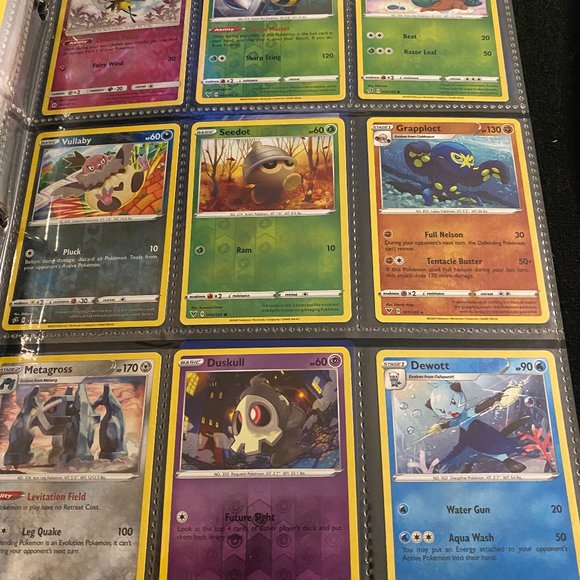 Pokemon 100 Card Deck! Guaranteed Good Cards! - Picture 8 of 11